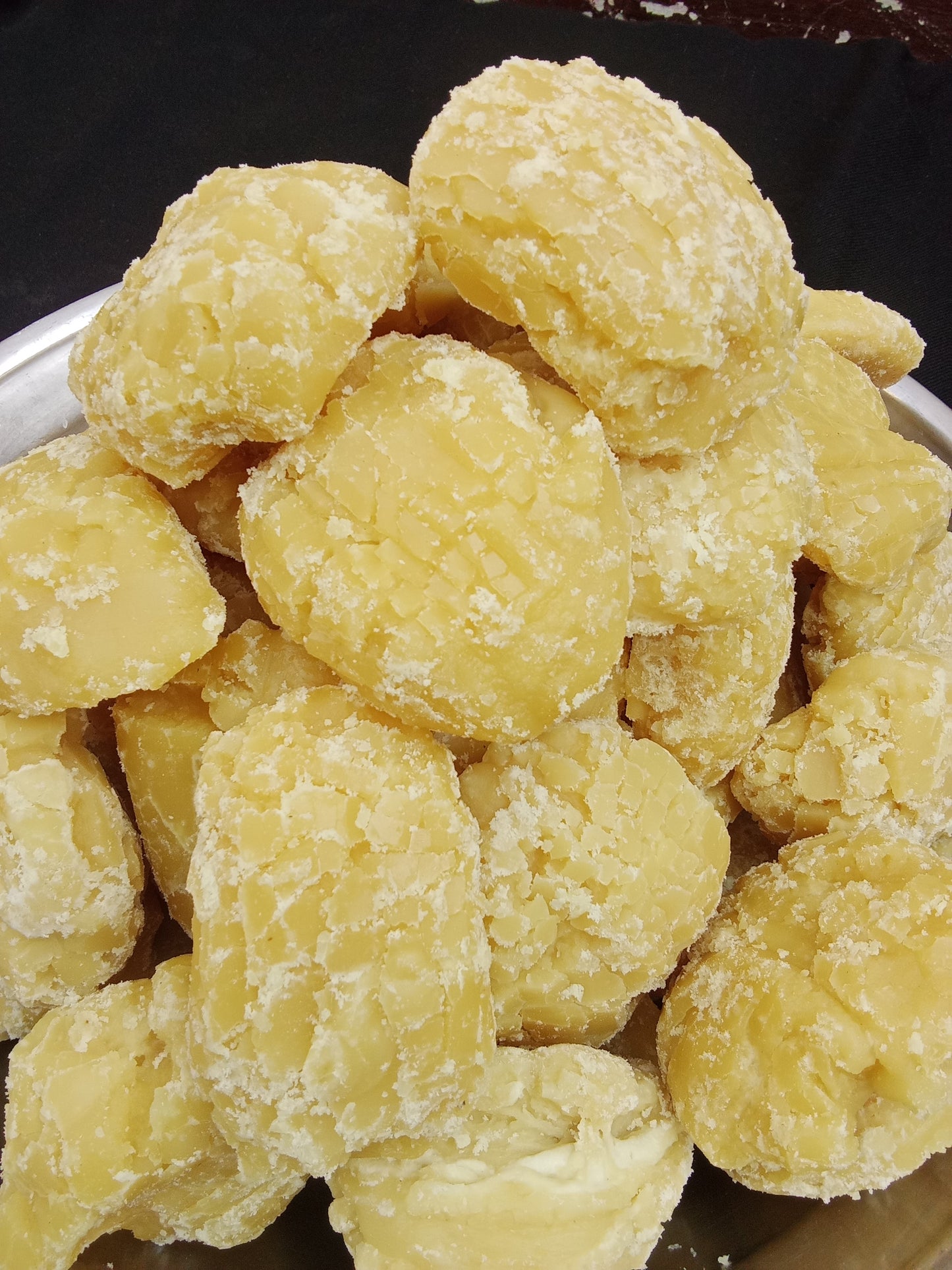 3 KG Packing Pure Desi Gur (Jaggery)